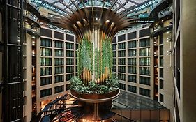 Radisson Collection Hotel, Berlin 5*